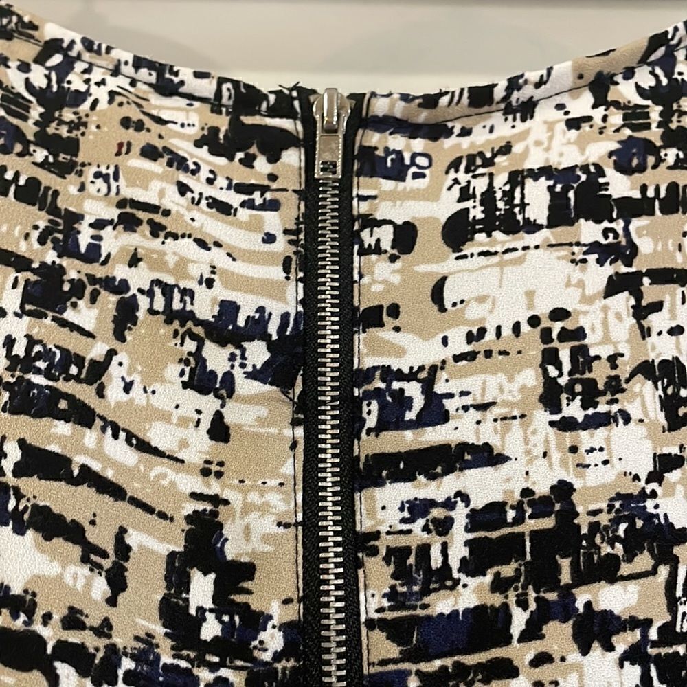 Dalia Shift Dress - Picture 5 of 6